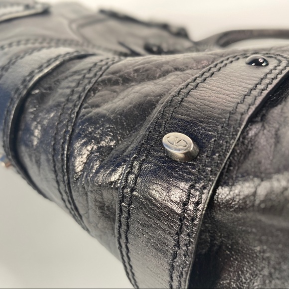 Authentic Valentino Metallic Catch Satchel - Picture 8 of 14